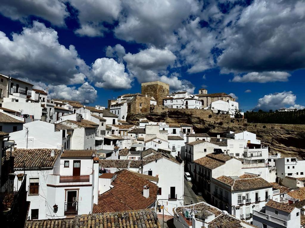 Casa De Las Lanzas Setenil De Las Bodegas 外观 照片